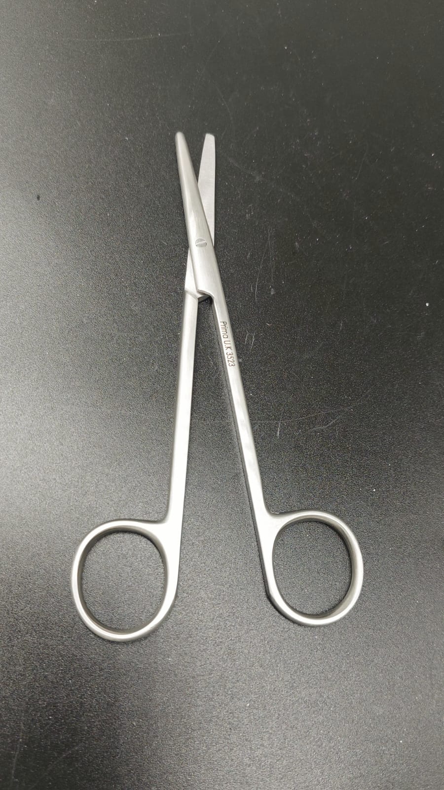 Surgical Scissor – Metzenbaum