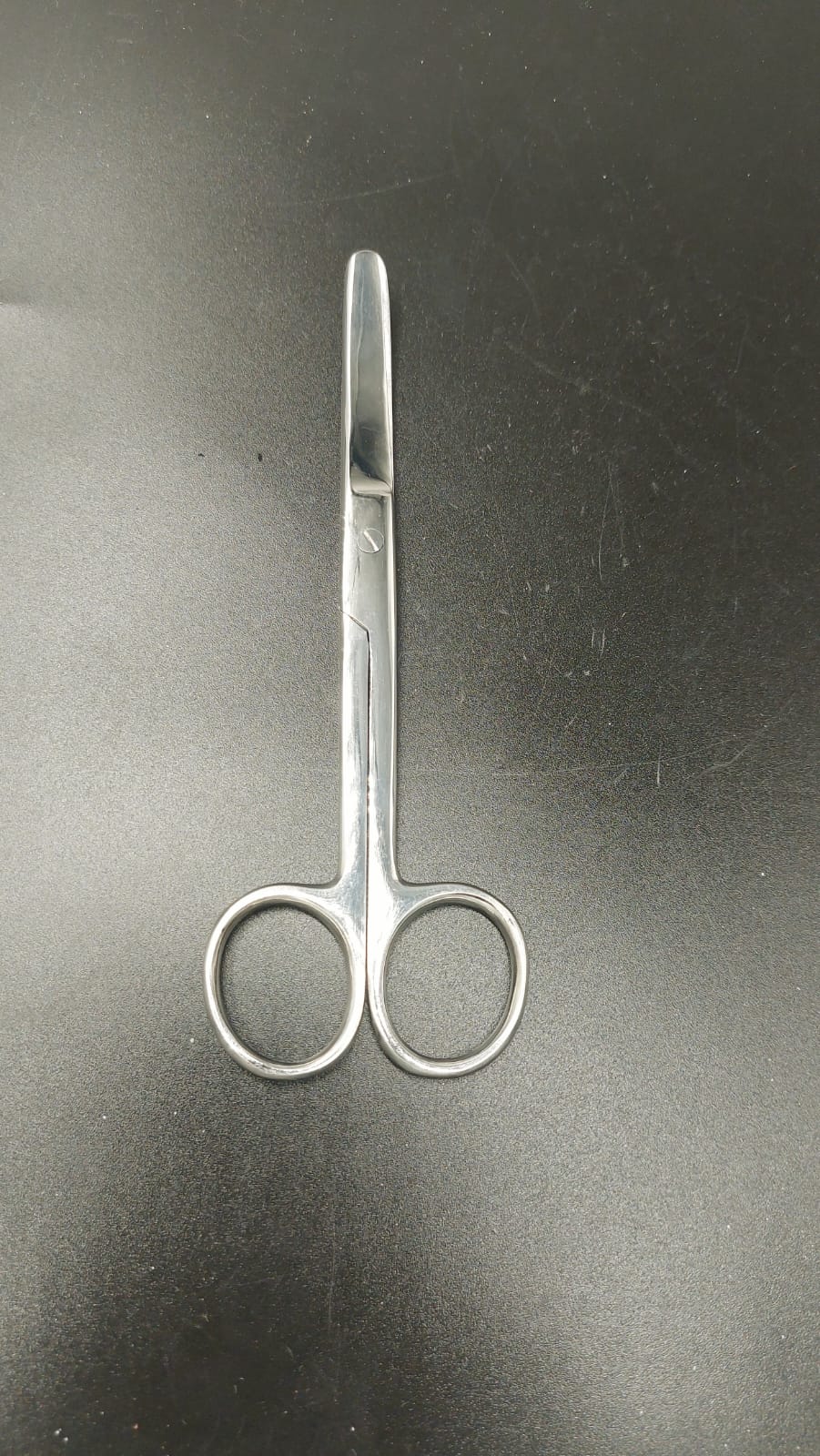 SURGICAL SCISSOR