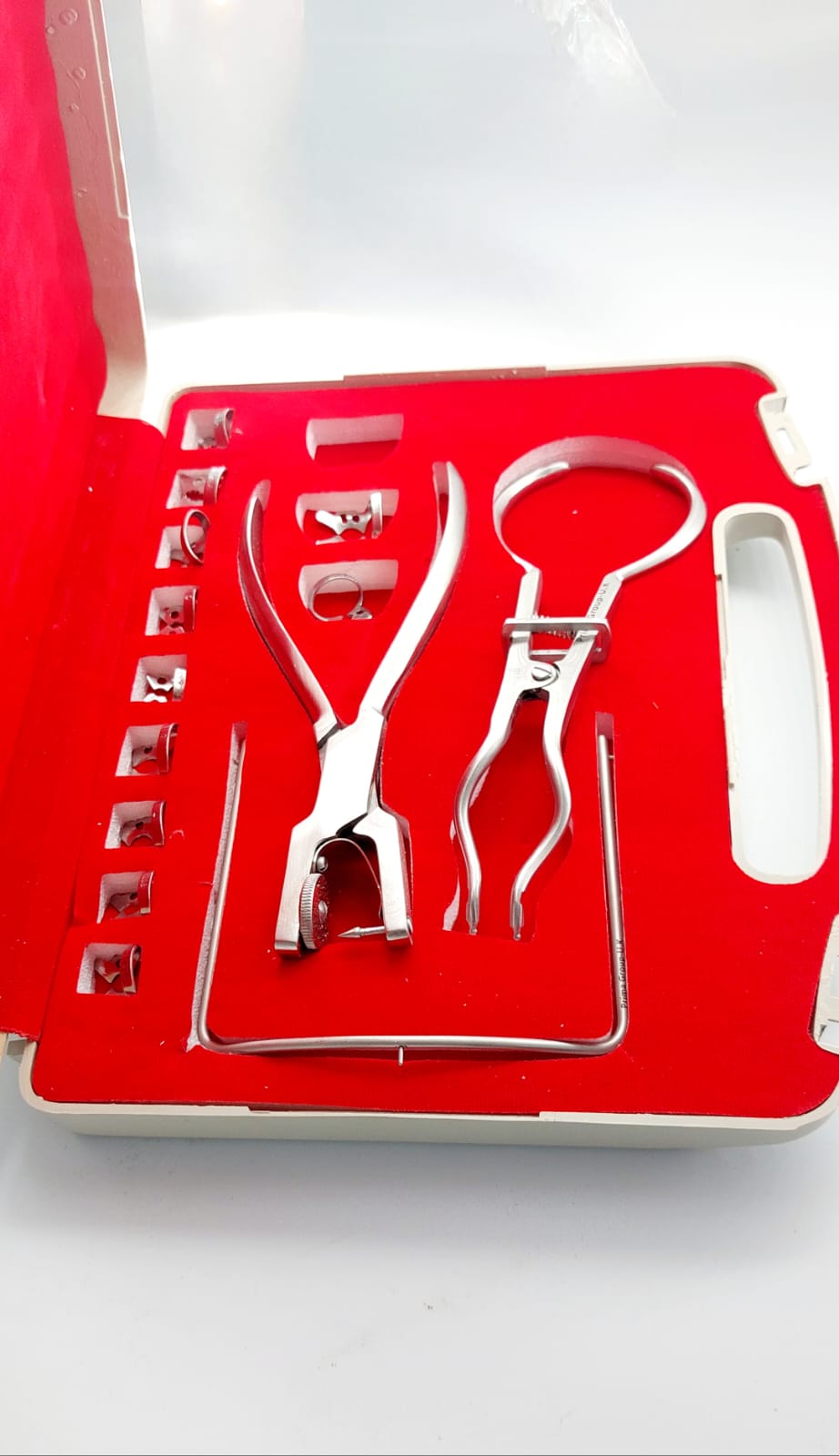 Rubber Dam Kit – 14 Pcs