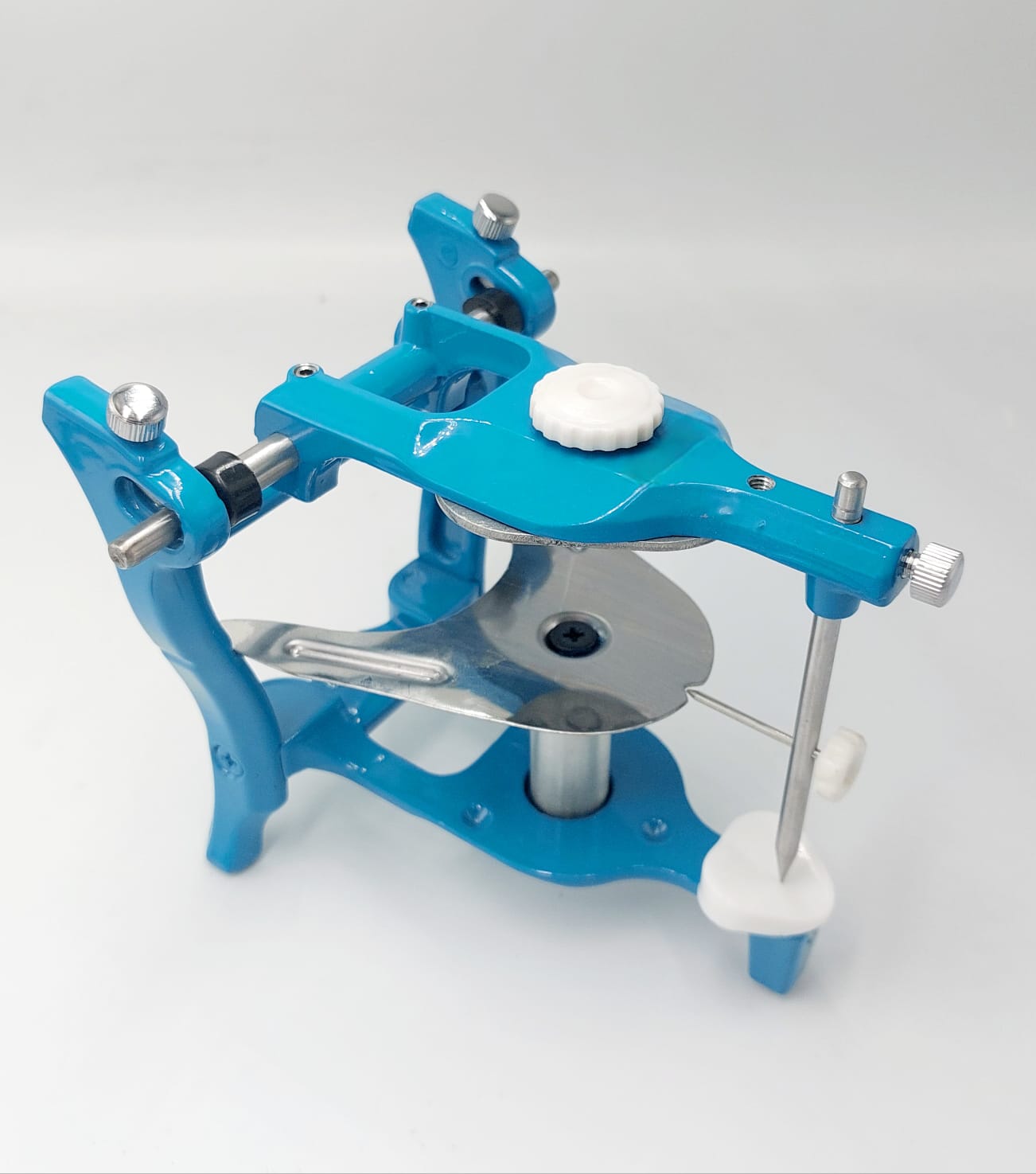 Articulator with Mounting Plate