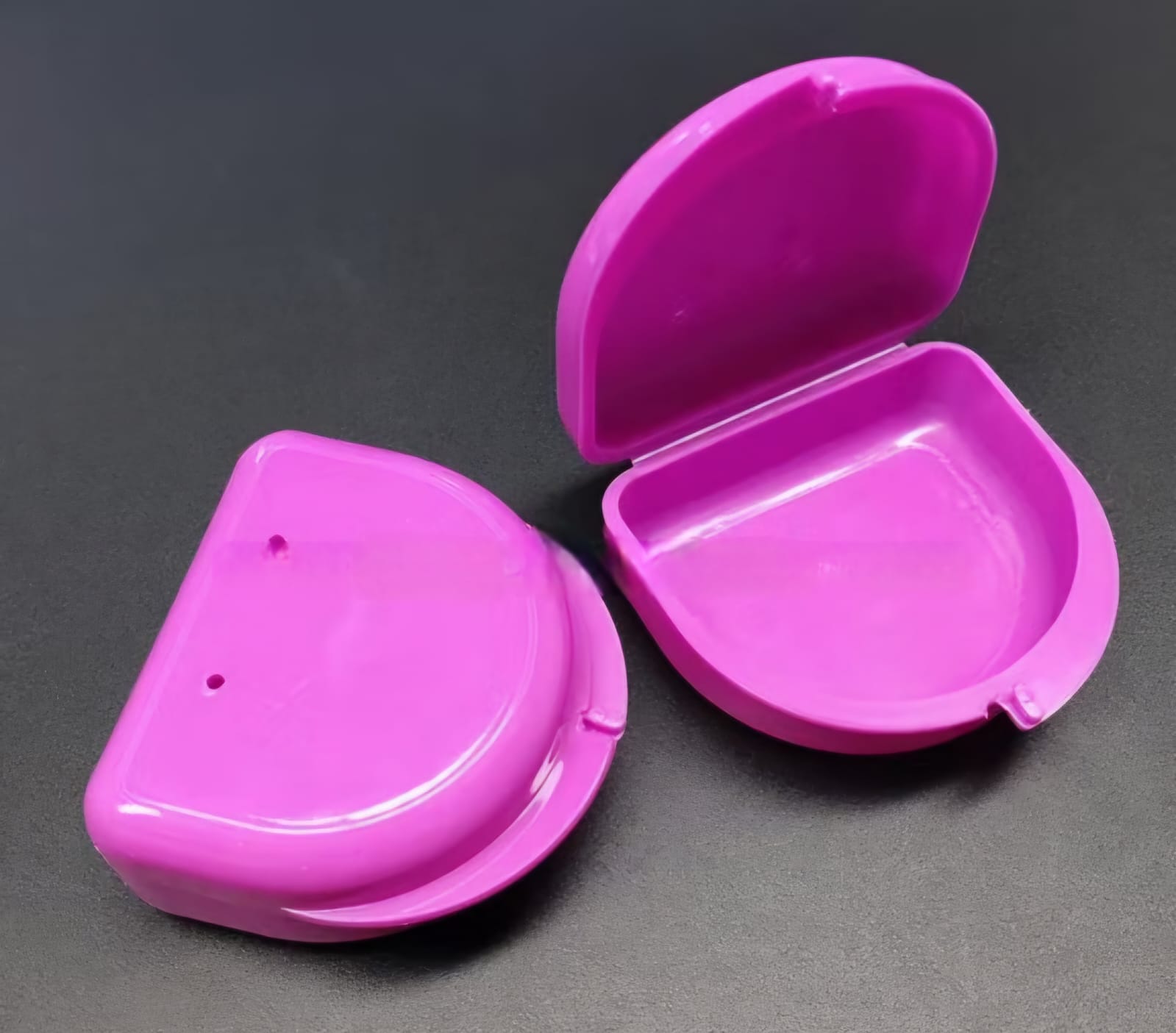 VENT-LID RETAINER BOX - Medium