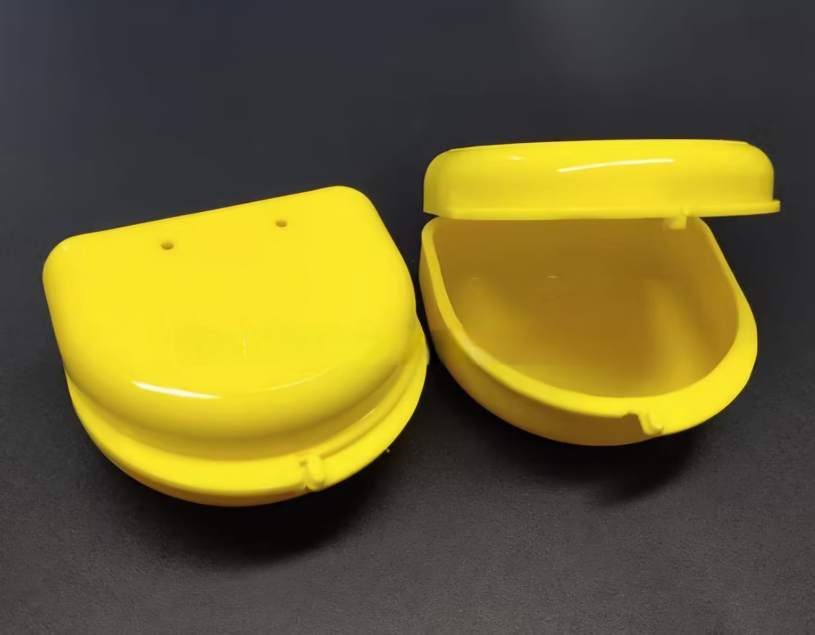 VENT-LID RETAINER BOX - Medium